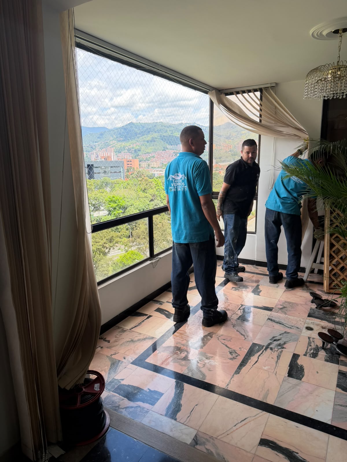 Ventanería Anti Ruido a Gran Escala