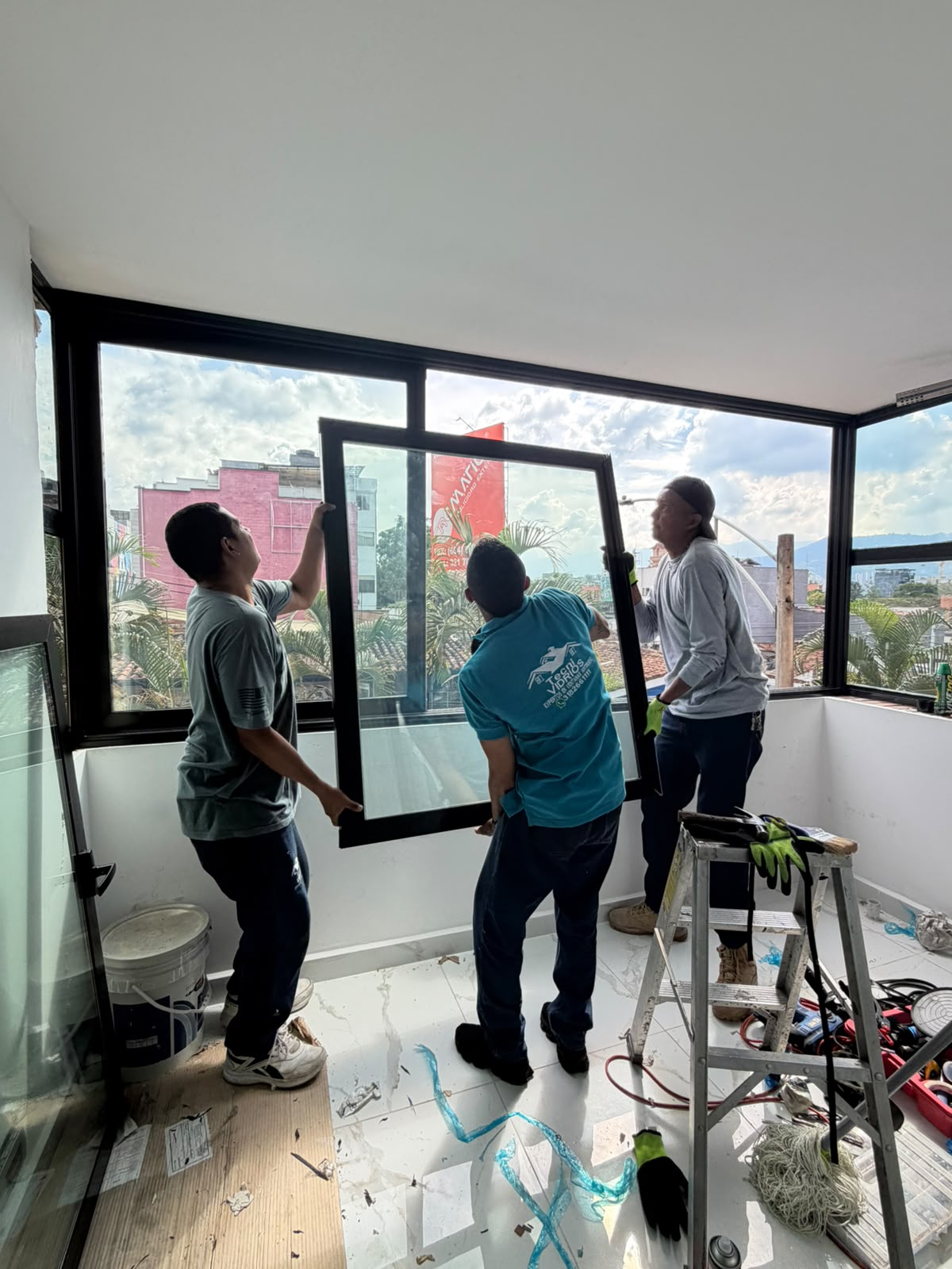 Instalación de ventanería anti ruido
